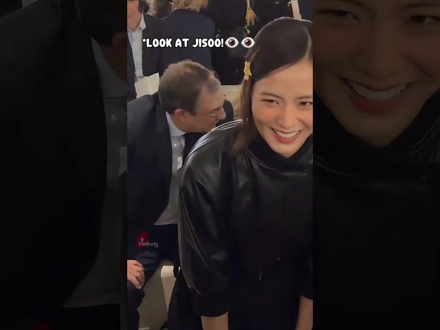 Guests at the Dior show paid attention to Jisoo!! #blackpink