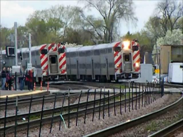 METRA Meet At York Street   Metra UPRR Chicago West Line Elmhurst Illinois   #train #railway