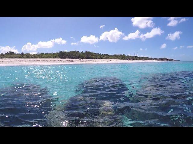 Awesome Malcolm's Road Beach, Providenciales  (Turks and Caicos Islands)