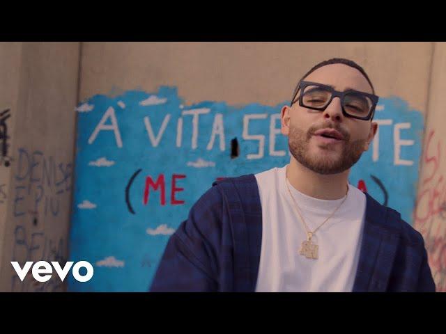 Rocco Hunt - A' vita senz' e te (Me fa paura) (Official Video)