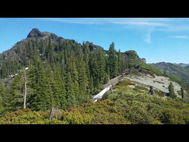 Bear Creek pass in Trinity Alps