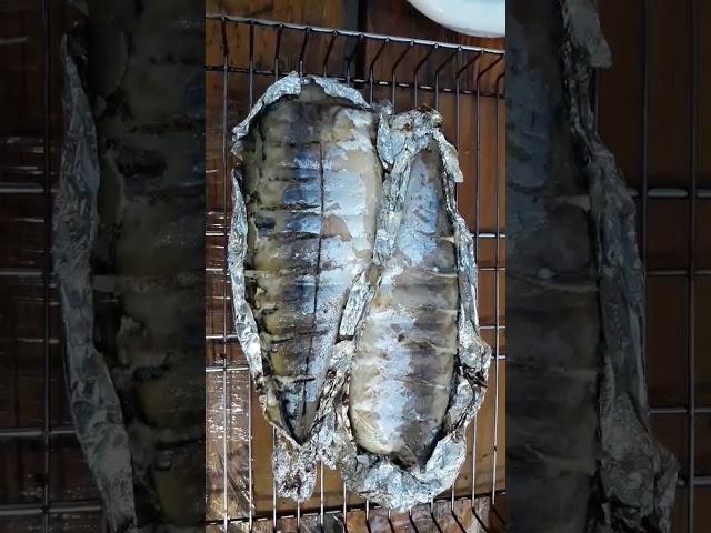 ВКУСНАЯ РЫБА СКУМБРИЯ НА МАНГАЛЕ  УРЗУФ 2020. АЗОВСКОЕ МОРЕ