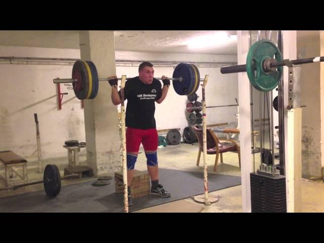 Squat and floorpress at KK67