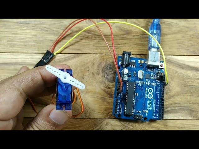 Servo SG90 with Arduino UNO