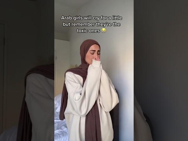  TOXIC ARAB GIRLS? #muslimmemes #muslim #arab #arabtiktok #muslimtiktok #arabs