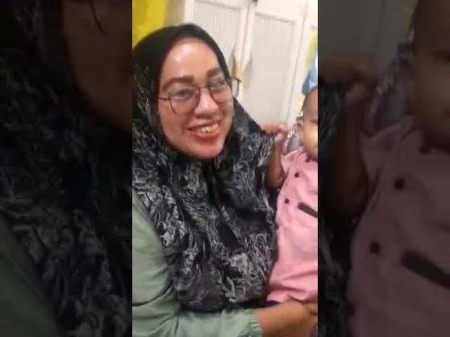 Ibu Ibu ngobrol masalah intim 