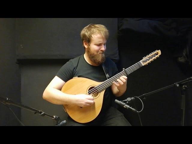 Tronds Etter - Villads Hoffmann on a "small cittern" build by Søren Vinther Røgen