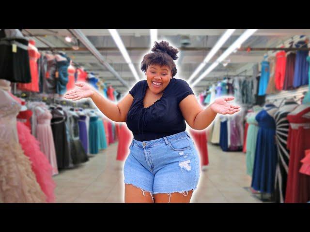 What It's Like Being A CURVY GIRL | Smile Squad Comedy