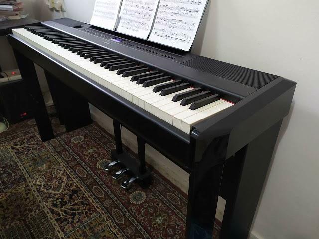 Yamaha P515 - Same piece, six different pianos