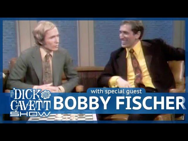 Chess Grandmaster Bobby Fischer Gives a Crash Lesson In Chess | The Dick Cavett Show