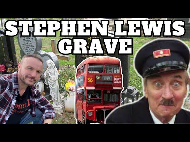 Stephen Lewis's Grave - Famous Graves - On The Buses, Last Of The Summer Wine.