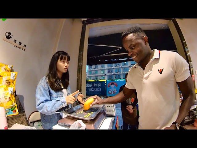 Black Man Gains Love From Chinese Locals for Speaking Fluent Chinese
