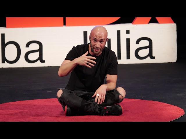 Descâlcirea haosului mental | Mihai Bendeac | TEDxAlbaIulia