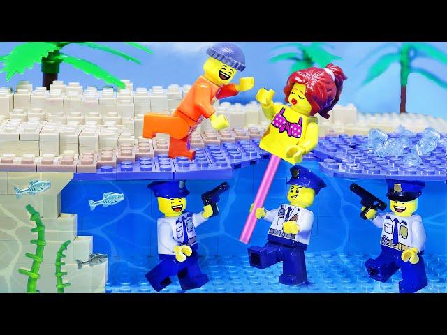 LEGO City Prison Break | Police Hidden Underwater