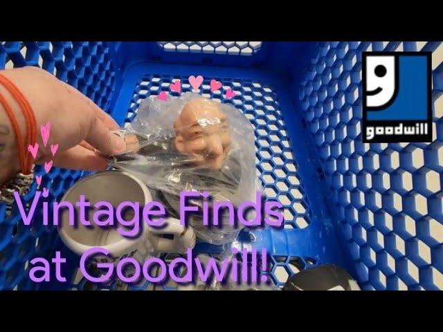 Vintage Finds at Goodwill! - Shop Along With Me - Goodwill Thrift Store - Walk around Belfast, ME