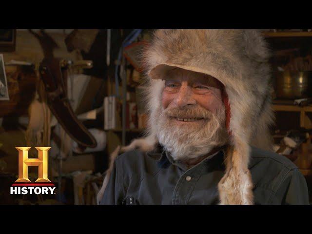 Mountain Men: Tom and Nancy Craft Coyote Hats (Season 9) | History