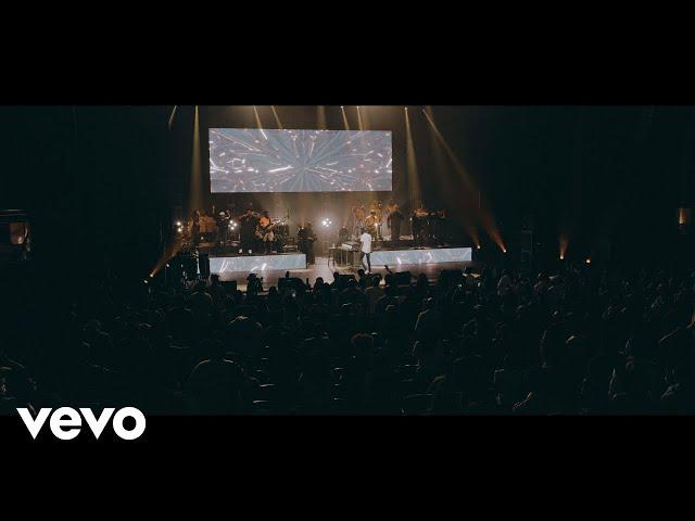 Tye Tribbett - "Anyhow (Live)" [Performance Video]