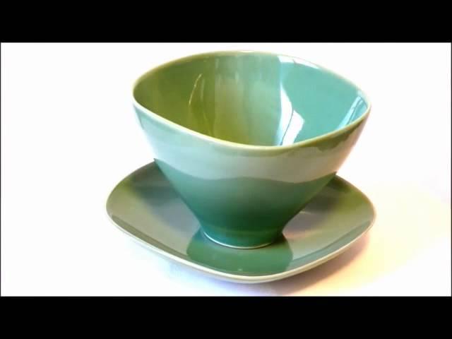 006s Coffee Cup and Saucer(Green) x2 "Lotus" with a Gift Box - MinoYaki-