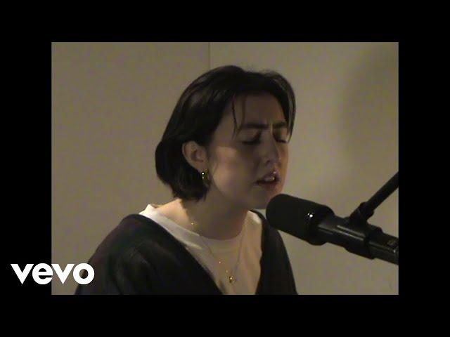 Katie Gregson-MacLeod - to be eighteen (live performance video)