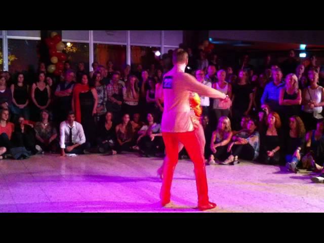 Deutsche Salsa-Meisterschaft 2016 – Vorrunde – Mikolaj Kopocinski und Sarah Balzat (Berlin)