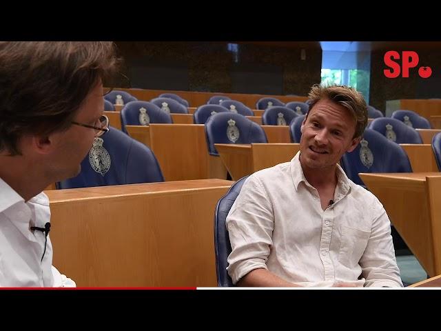 Een socialist in gesprek met een kapitalist. Benieuwd wat er dan gebeurt?