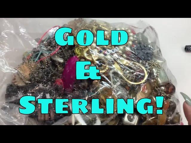 Goodwill BlueBox 5lb Repurpose Jewelry UNBOXING! ⭐18k Gold Necklace!?⭐