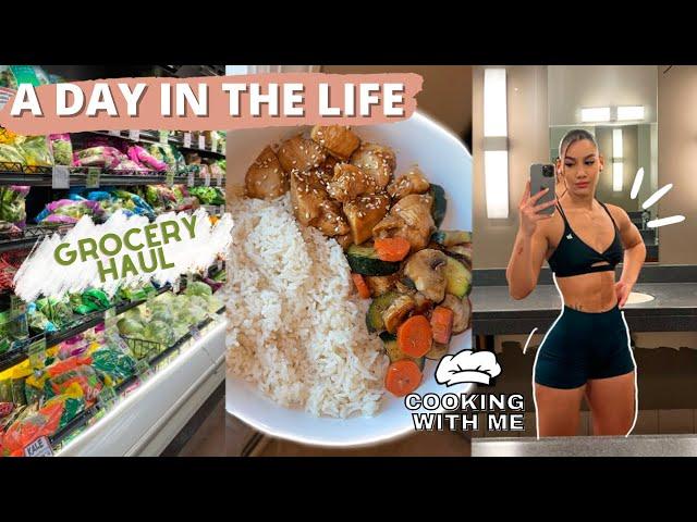 A DAY IN THE LIFE | how I film recipe content / cook with me & grocery shop