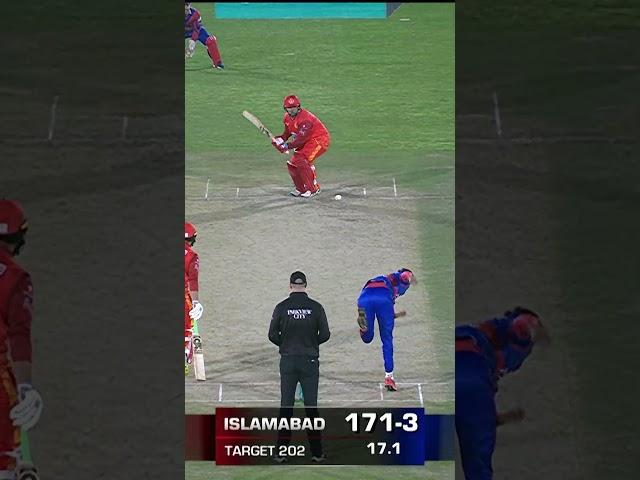 Azam Khan vs Mohammad Amir | Mohammad Amir Got Angry   #HBLPSL9 #SportsCentral #Shorts #PCB MI2A