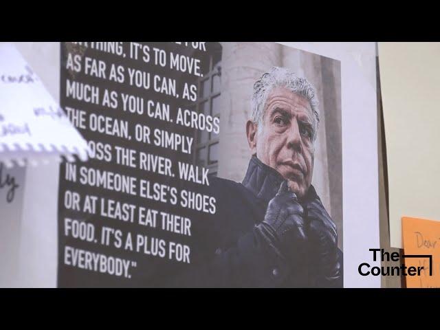 New Yorkers pay tribute to Anthony Bourdain at Les Halles (June 2018)