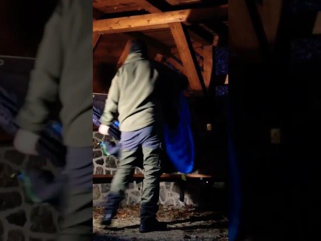 installing an UNDERQUILT on a hammock