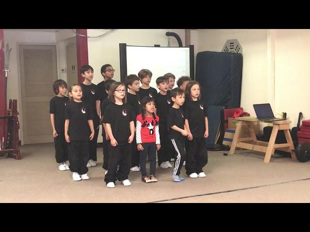 Win Win Summer Kung Fu Culture Program 2018 Singing Chinese Song (1)