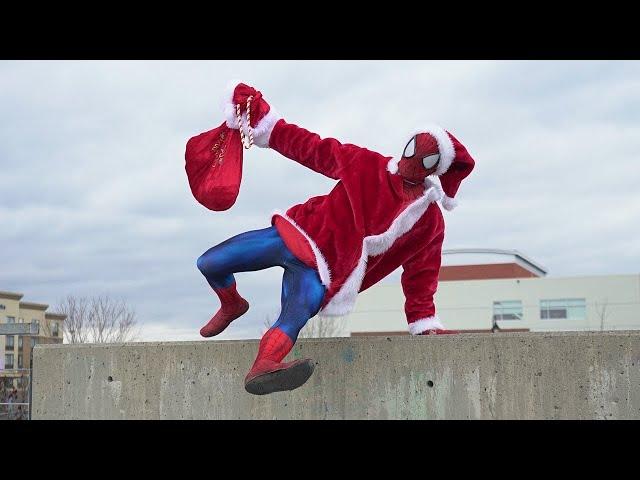 Spider-Man Helps Santa (Parkour In Real Life)