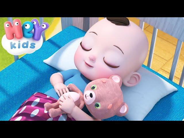 Fais dodo bébé  Berceuse pour bébé - HeyKids Français