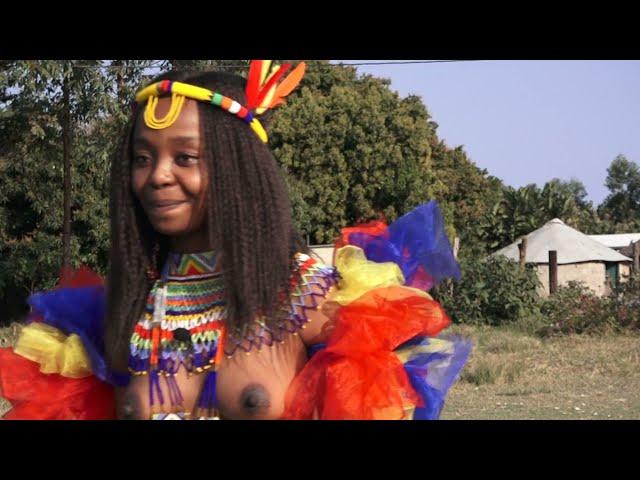 Mandeni Zulu Maiden (Sthembile Mofokeng) Reed dance Respondance