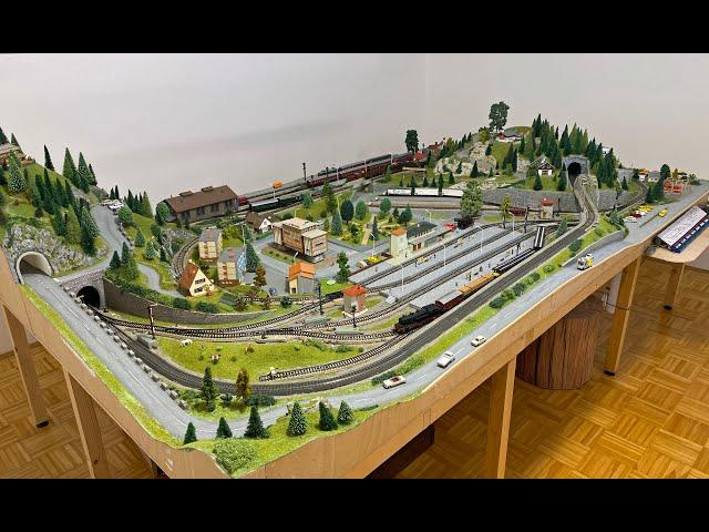 Model Train Traffic on Märklin H0 Layout