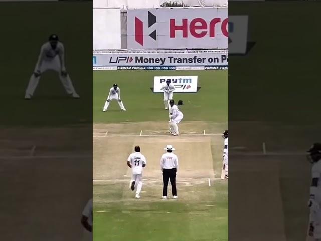 Shami bowling a deadly bouncer