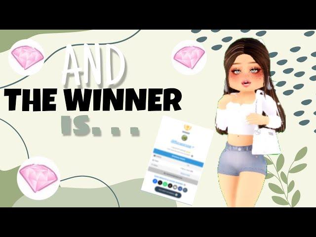 AND THE WINNER IS . . . [NEW GIVEAWAY AT END] | Royale High Giveaways