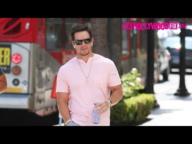 Mark Wahlberg Is In A Good Mood When Spotted By A Hollywood Tour Bus On Rodeo Drive In Beverly Hills