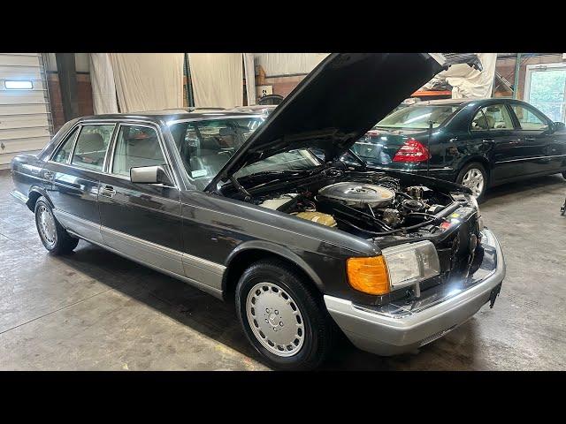 1987 Mercedes-Benz 420SEL One family owned in Black Pearl/Gray Leather Cold Start 8/17/24