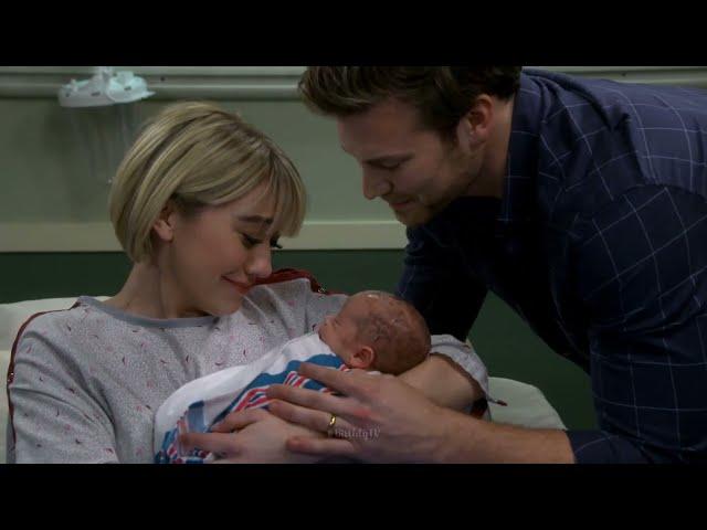 Baby Daddy (2012-2017): Riley gives birth with Ben's help