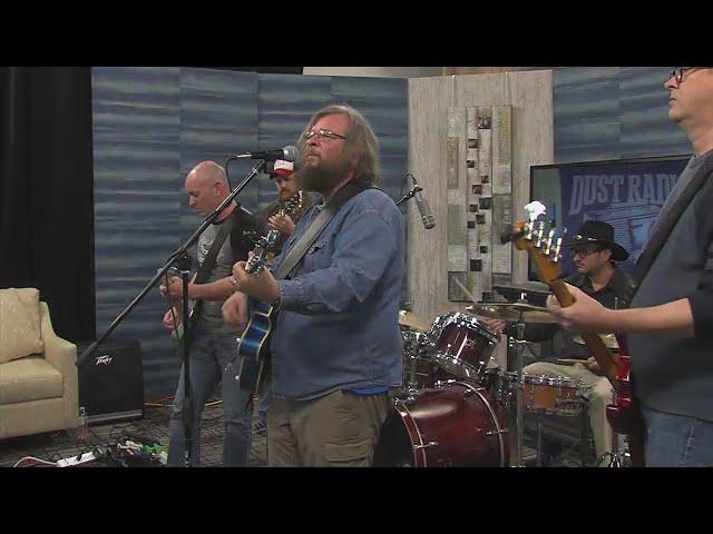 Dust Radio performs on Iowa Live