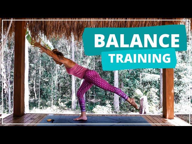 TRAINING FOR BALANCE #1 | 15 minute home workout.. Ashley Freeman