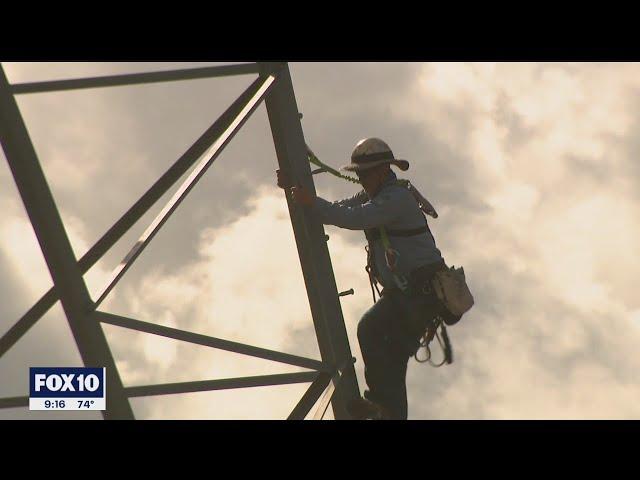 SRP linemen help keep Arizona's electric grid in service with powerline inspections