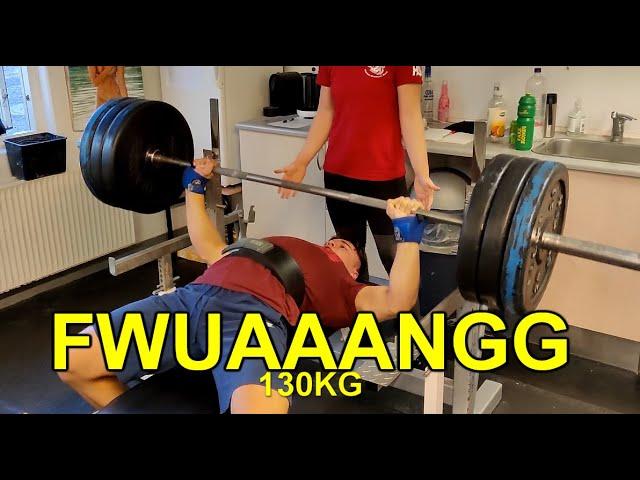 Bench Press 16 years old 130KG 4 weeks out!