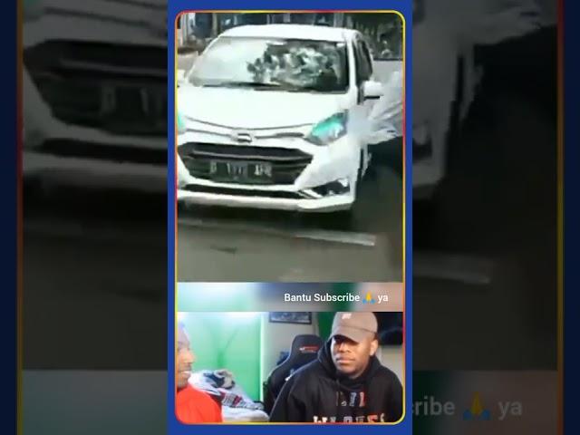 takut nyebrang jalan #shorts #short #viral