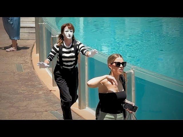 The hilarious mime Megan from Seaworld Orlando