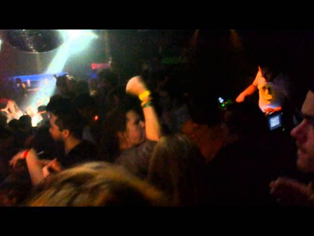 DAVID ASKORE / En Aparté Party / November 16, 2013 / H2o Club (BE) video#1