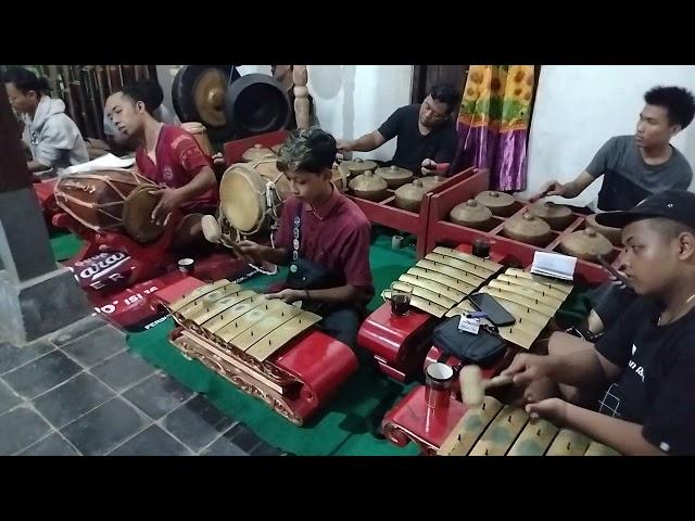 Ricik Ricik Versi Gamelan Jaran Kepang Turonggo Tunggul Wulung