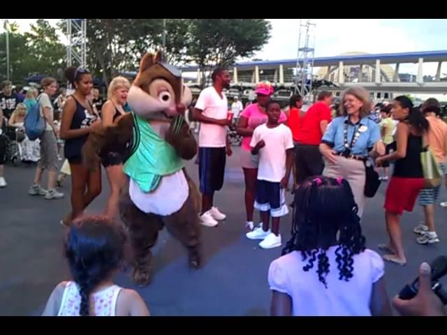 Dale Dancing at Club 626 in Tomorrowland