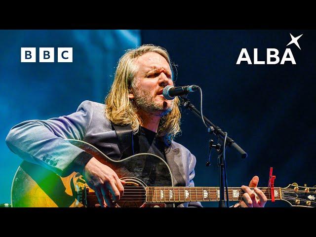 Julie Fowlis  & Brian Hurren - In Search Of Angels | Hoolie 2023 | BBC ALBA